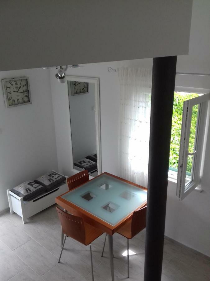 Apartman Nena Apartamento Slatine Exterior foto